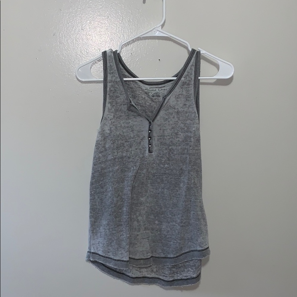 ❤️ sold  AEO Henley tank top